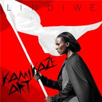Lindiwe Suttle - „Kamikaze Art“